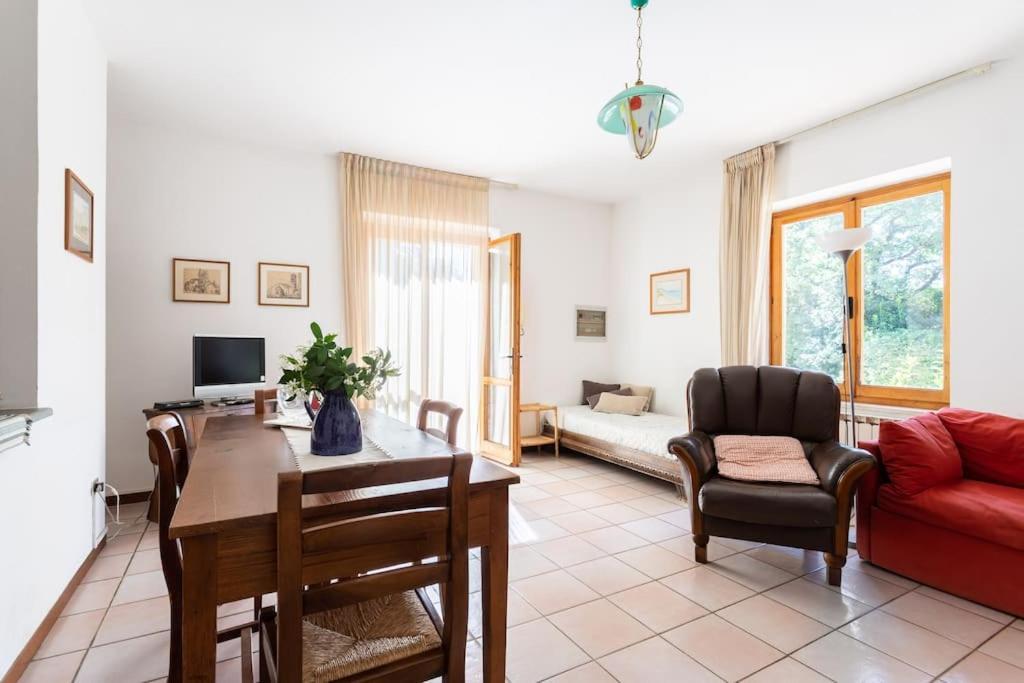 Apartment In Nature,10Min From City Perugia Buitenkant foto